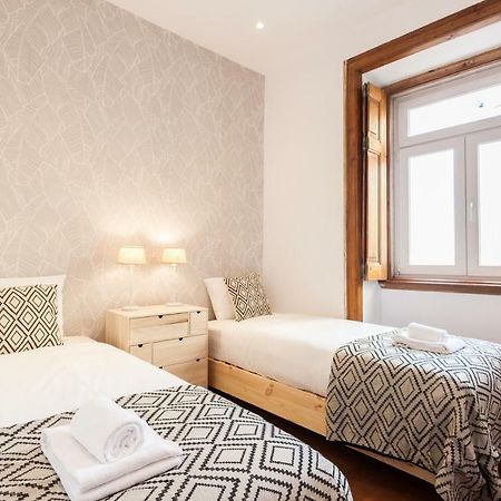 Rossio Vintage Two-Bedroom Apartment - By Lu Holidays Lisbon Luaran gambar
