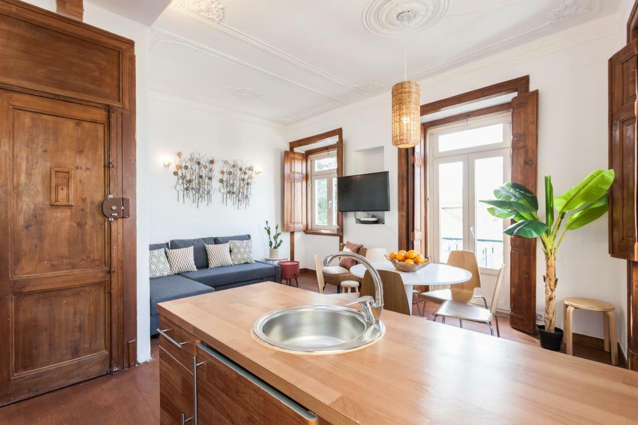 Rossio Vintage Two-Bedroom Apartment - By Lu Holidays Lisbon Luaran gambar